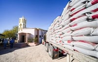 35 toneladas de alimento distribuidas a ganaderos de Ejido la Navaja