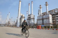 Venezuela afirma que Irán ofreció cooperación contra "piratería" de EE.UU