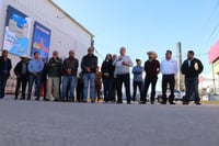 Alcalde Óscar Ríos Ramírez entrega obra de pavimentación en Nueva Rosita