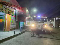 Incendio en Asadero D’Luis provoca cierre temporal en Nueva Rosita
