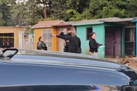 Detienen a dos hombres, uno menor, con arsenal y drogas en Navolato