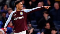 Aston Villa vence 2-1 al Chelsea y suma su undécima victoria consecutiva