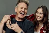 Holly Ramsay se casa con el nadador olímpico Adam Peaty