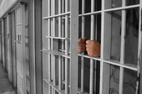 Autor de homicidio múltiple en Surinam se suicida en prisión