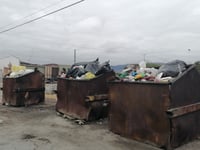 Incendios aumentan en contenedores de basura en Monclova durante temporada decembrina