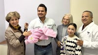 Sabinas registra primer nacimiento del año 2026 en hospital público