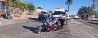 Mujer provoca accidente y deja motociclista herido en Agujita