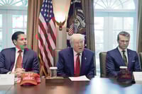 Trump designa a Rubio, Hegseth y Miller para Venezuela