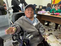 Mario Frías “El Enano” cumple pago del predial con descuento