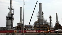 EE.UU. anuncia supervisión sobre exportaciones petroleras de Venezuela