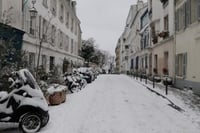 Ola de frío intenso paraliza transporte aéreo y terrestre en varios países europeos