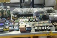 Aseguran droga y más de mil vapeadores en aeropuerto de Querétaro