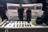 Aseguran 7 armas, chalecos balísticos y detienen a 2 civiles armados en Culiacán