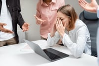 SCJN redefine violencia laboral y eleva riesgo penal corporativo