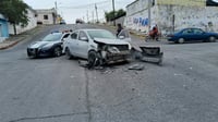 Joven provoca fuerte choque en la Zona Centro de Monclova