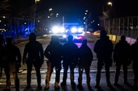 Tiroteo en Minneapolis involucra a agentes federales y deja dos heridos