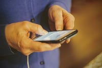 PRI pide suspender registro obligatorio de líneas telefónicas en México