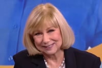 Critican a Cristina Saralegui por apoyar a Julio Iglesias