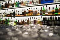 El éxito de las bebidas bajas en alcohol causa preocupación en los expertos en salud