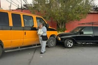 Alertan por presunto choque de transporte escolar