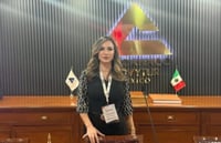 Alhira Reséndiz recibe nombramiento como Consejera Nacional de Concanaco Servytur