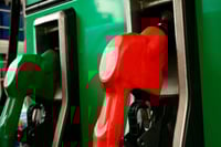 Tope a gasolinas afecta a distribuidores y a Pemex, señalan expertos