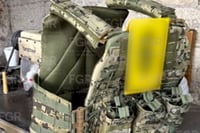 Desmantelan taller que falsificaba uniformes militares en Veracruz