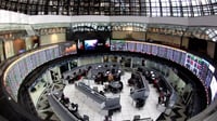 Bolsas de México caen por aversión al riesgo global