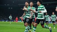 Sporting vence 2-1 al PSG con doblete del colombiano Luis Suárez