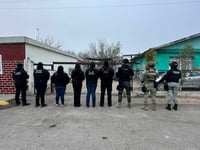 Fiscalía realiza dos cateos y detiene a una persona en la Villa de Agujita