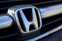 Profeco alerta por posible defecto en pedal de freno en modelos Honda