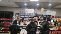Seguridad Pública atiende robo en tienda Oxxo de Nueva Rosita