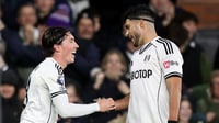 Fulham supera al Brighton y escala a séptimo en la Premier