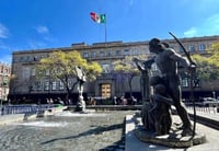 Ministros de la SCJN rechazan uso de camionetas de hasta 3 mdp