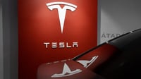 Tesla firma acuerdo con xAI para impulsar inteligencia artificial y robótica