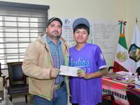 Jugador de Nava integra selección de Coahuila en el Nacional de Béisbol U15