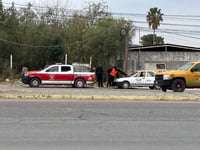 Moviliza reporte de tráiler incendiándose; resultó ser un taxi 