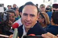 Manolo Jiménez descarta crisis en Coahuila y protege empleo
