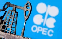 OPEP+ descarta ajustes en su oferta petrolera para el próximo mes