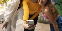 Gana adeptos en Europa prohibición de que menores accedan a las redes