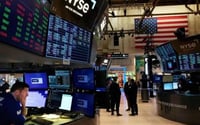 Acciones de EE. UU. suben mientras persisten dudas sobre la inversión en IA