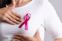 5 hábitos diarios que reducen tu riesgo de cáncer de mama