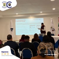 Empresarios reciben orientación fiscal en sesión informativa del SAT