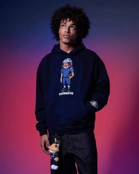 Bad Bunny lanza merch histórica con la NFL rumbo al Super Bowl