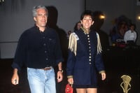 Ghislaine Maxwell se niega a declarar y busca anular su condena