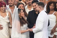 Boda real sorprende durante show de Bad Bunny en el Super Bowl