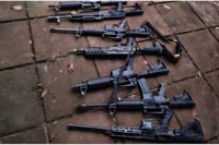 Venezuela presiona al ELN y disidencias hacia Colombia