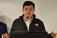 Ramírez Cuevas niega vínculo con huachicol fiscal en Morena