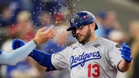 Max Muncy y Kiké Hernández continuarán con Dodgers tras nuevos acuerdos