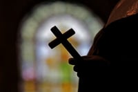 Diócesis de NY enfrenta mil demandas por abuso sexual